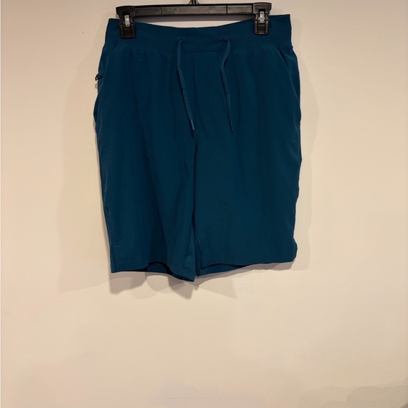 Lululemon License To Train Shorts - Picture 2 of 9